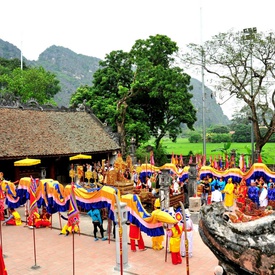 Hoa Lu  Ancient Capital Festival